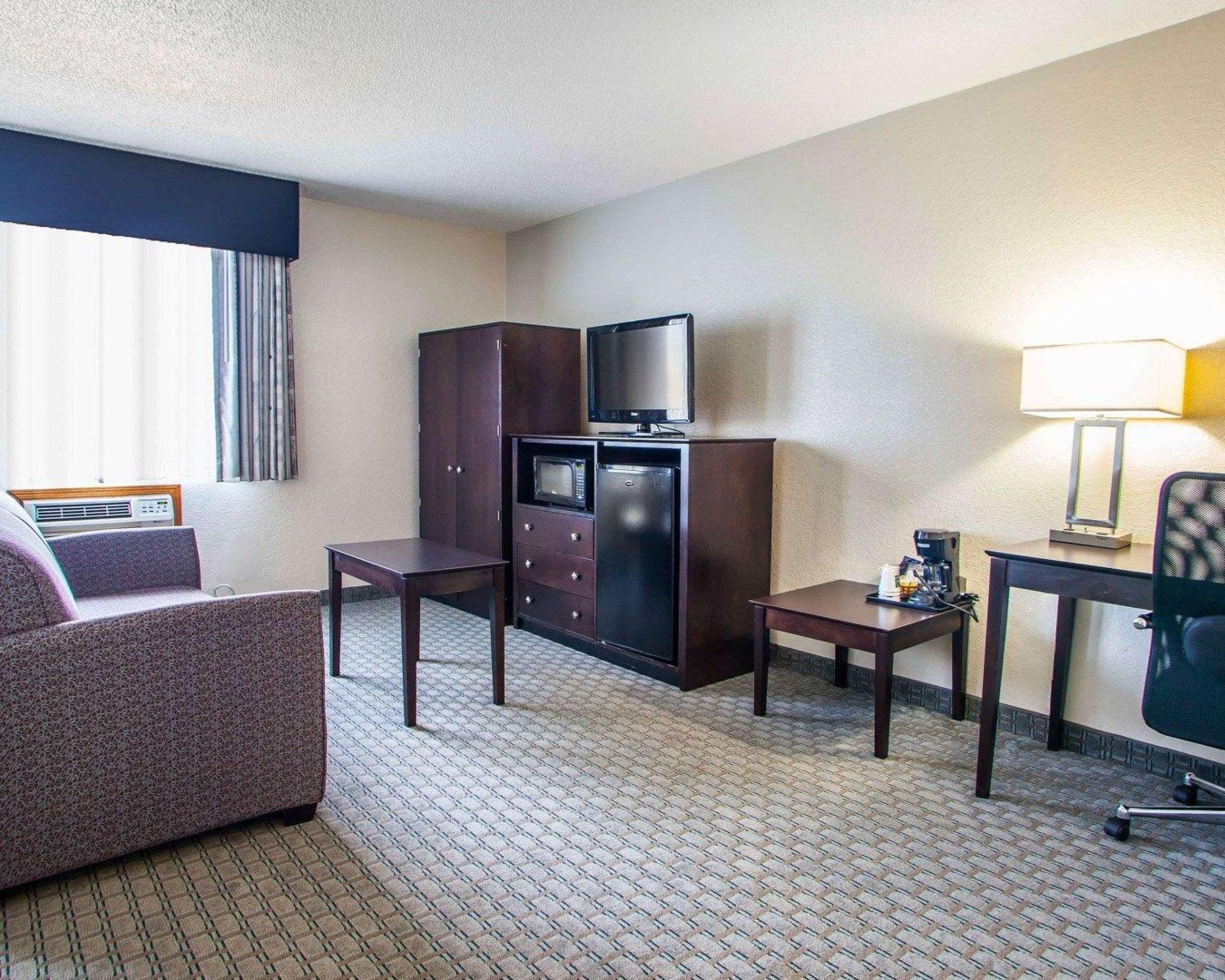 Quality Inn & Suites Ankeny-Des Moines Exterior foto